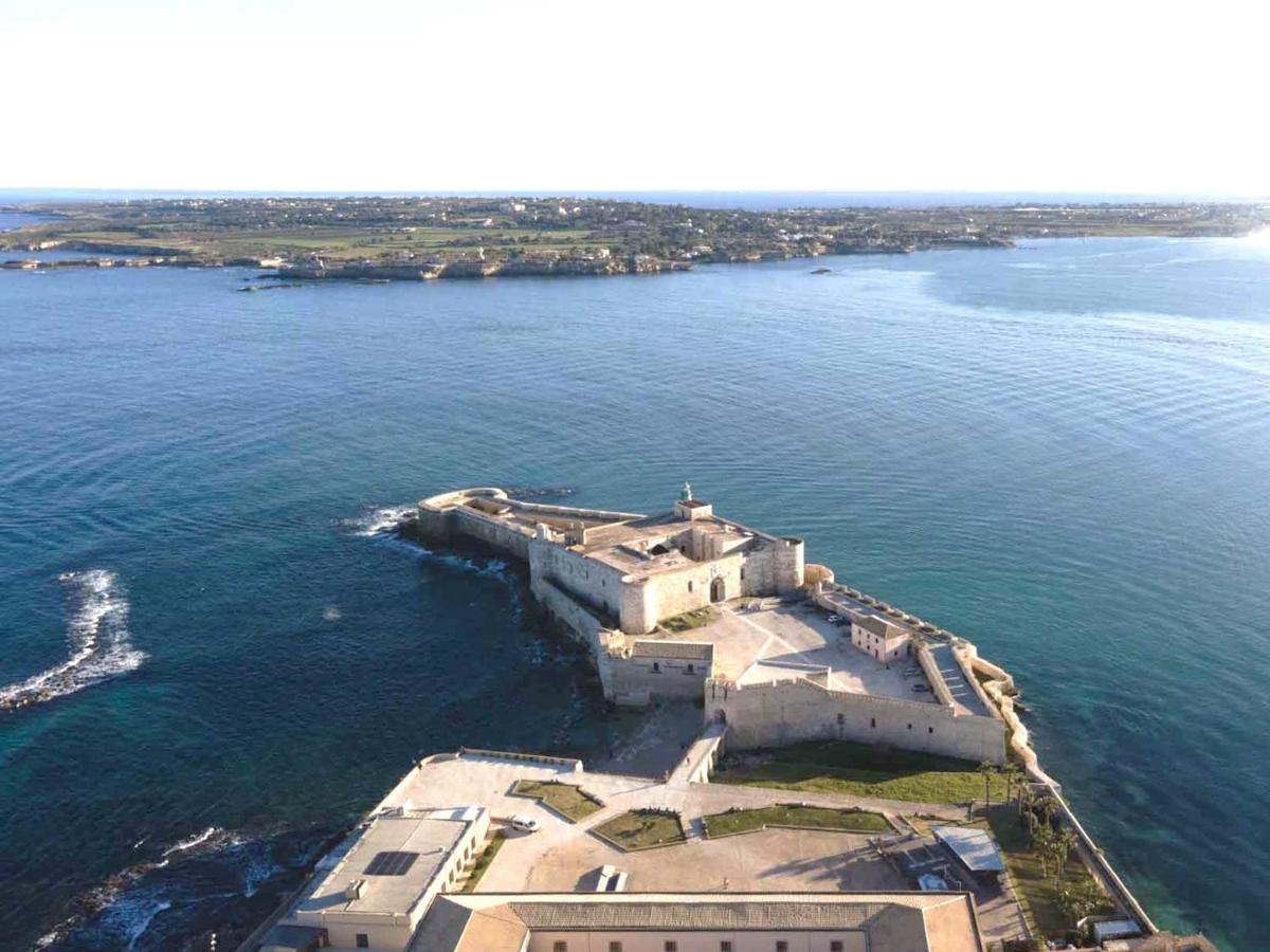 Corinzia Casa Vacanze Сиракузы Экстерьер фото